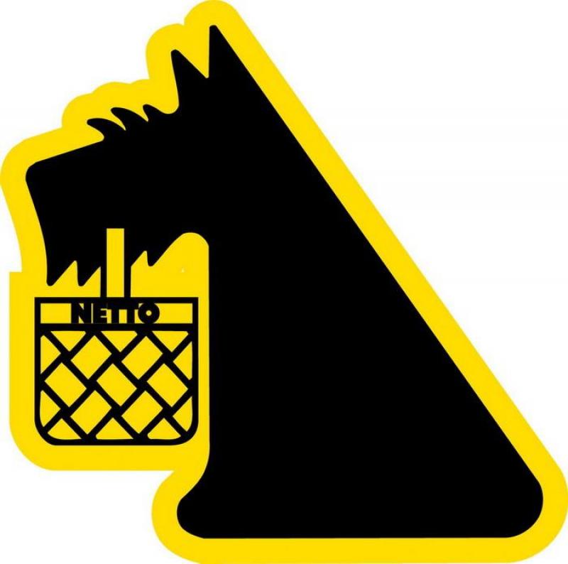 NETTO 3D-LOGO 2 Logo czarnego psa z koszykiem na zakupy z napisem "NETTO", otoczone żółtą obwódką.