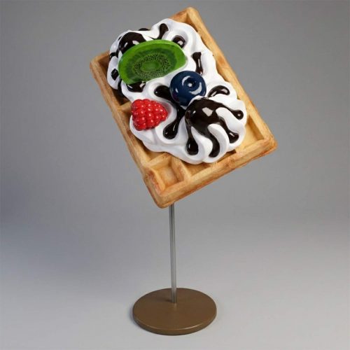 Waffelverkauf Aussenwerkung Waffel Figuren Mythos Hindernis