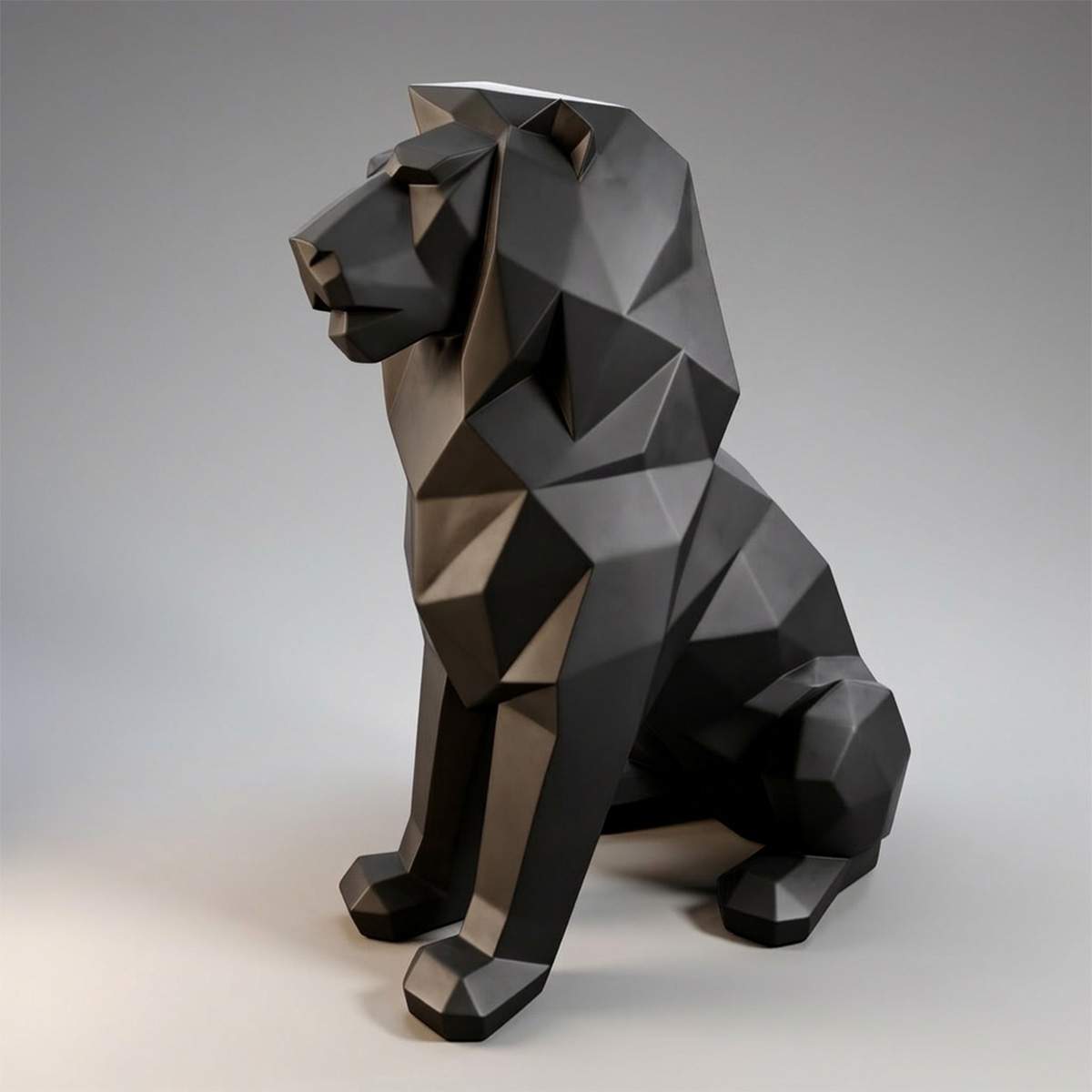 Lowpoly Löwenfigur einfarbig