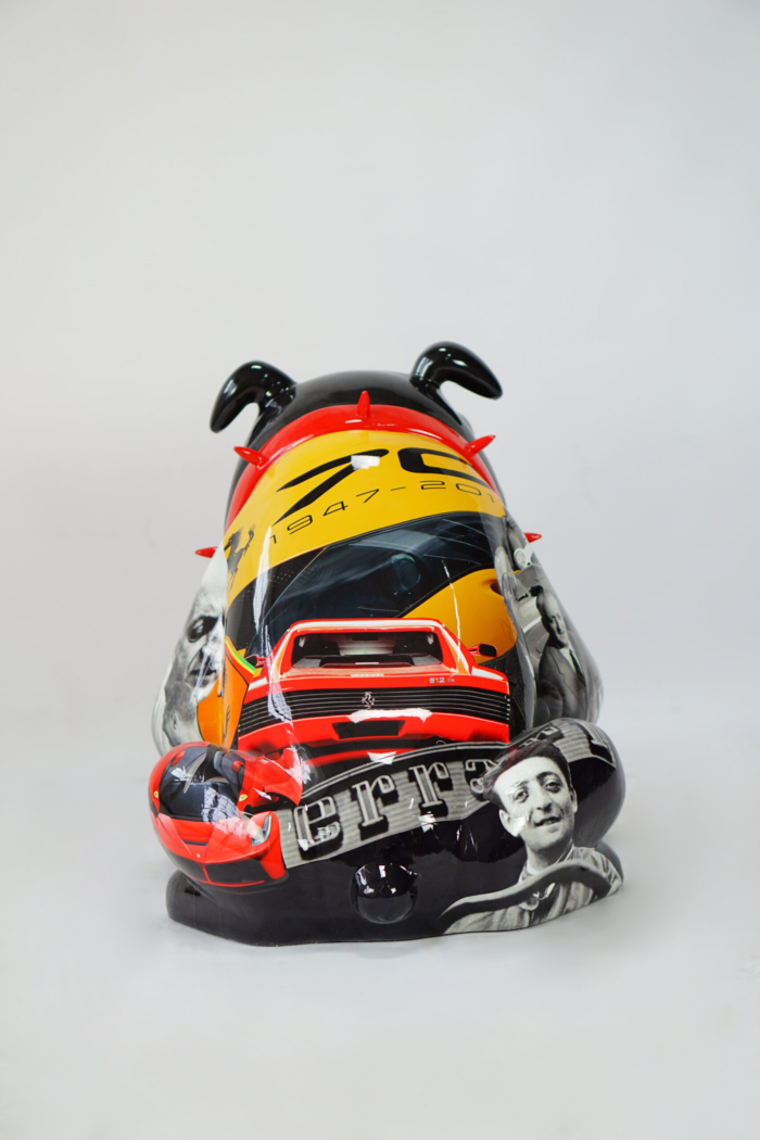 pies Bulldog Avella 55cm - Ferrari