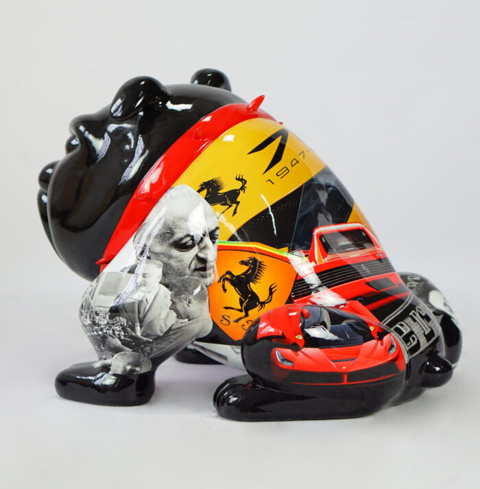 pies Bulldog Avella 55cm - Ferrari