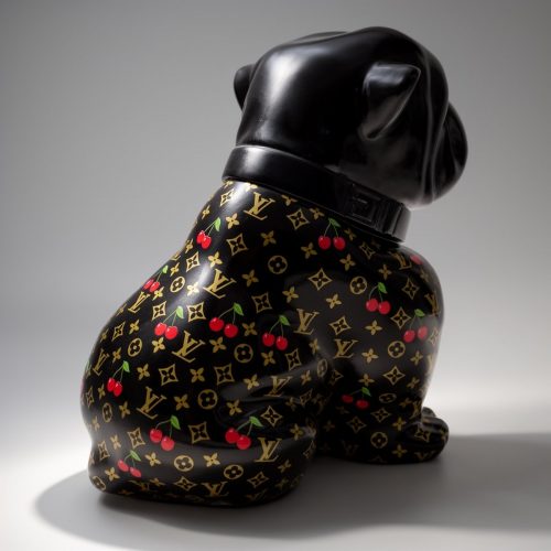 Bulldoggenhund Angelo 60 cm – Monogram Kirschen