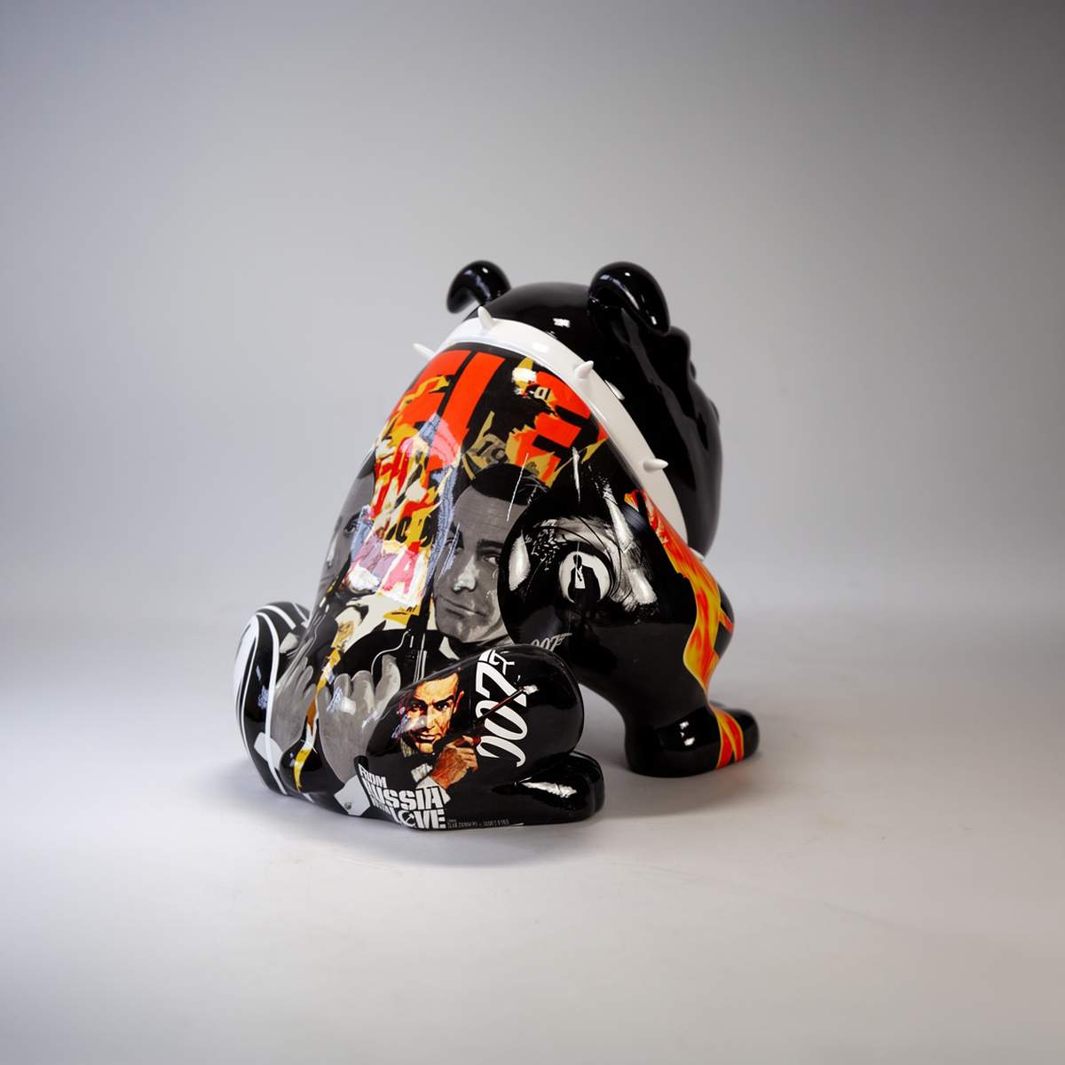 Dekorative Bulldogge Avella 55 cm James Bond Figur – Bild 3