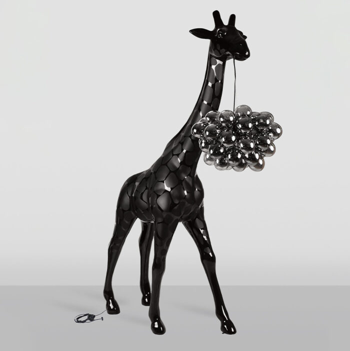 Große Giraffe 230cm Lampe – Schwarze Version mit Flecken – Bild 2