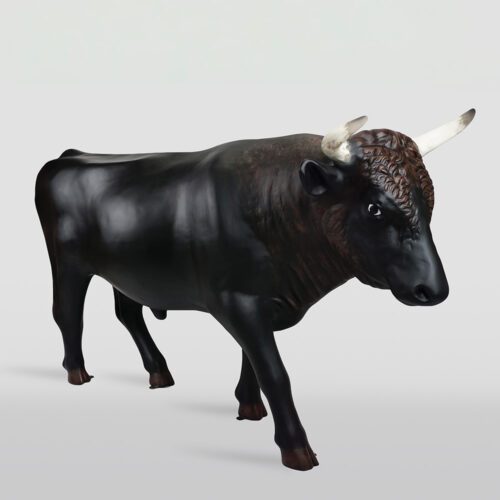Life-Size Stierfigur