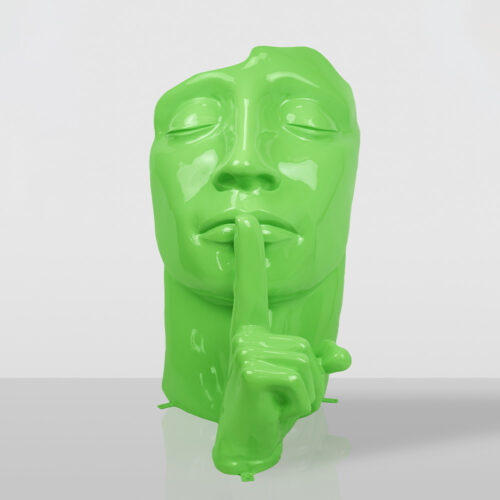 Grüne Maske „Finger auf den Lippen”