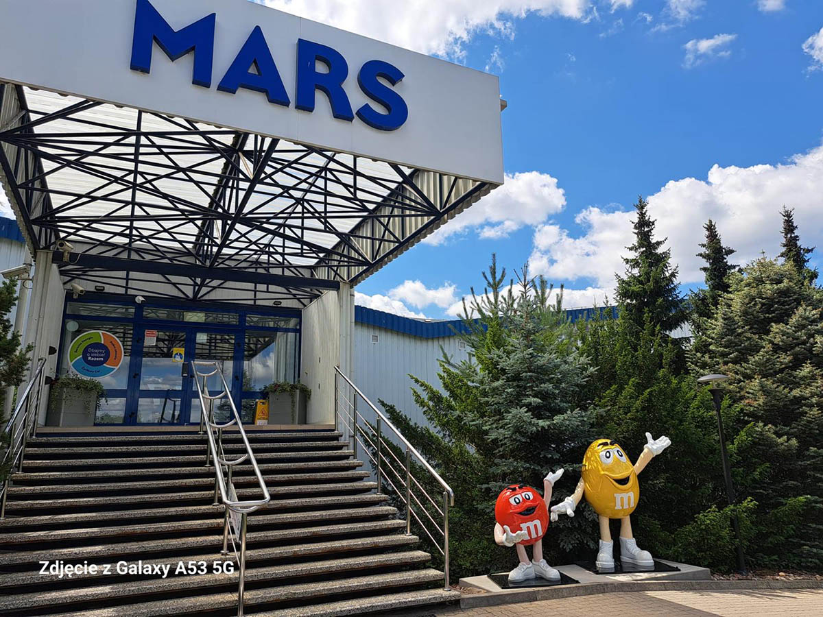 XXL-M&M’s – Bunte Attraktion für Gäste 1 IMG 20240826 WA0020
