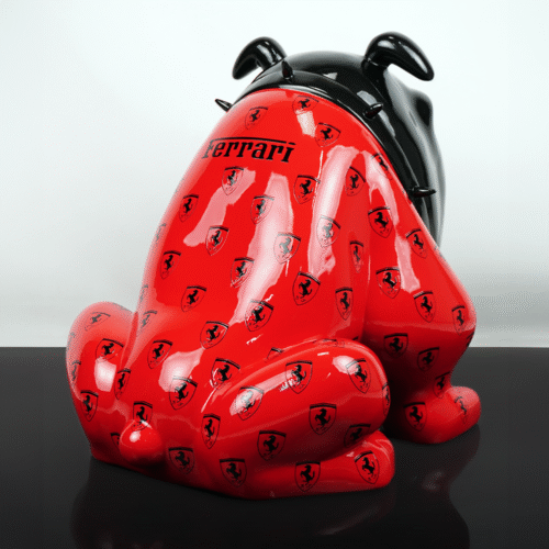Exklusive Bulldogge-Figur Avella – Ferrari