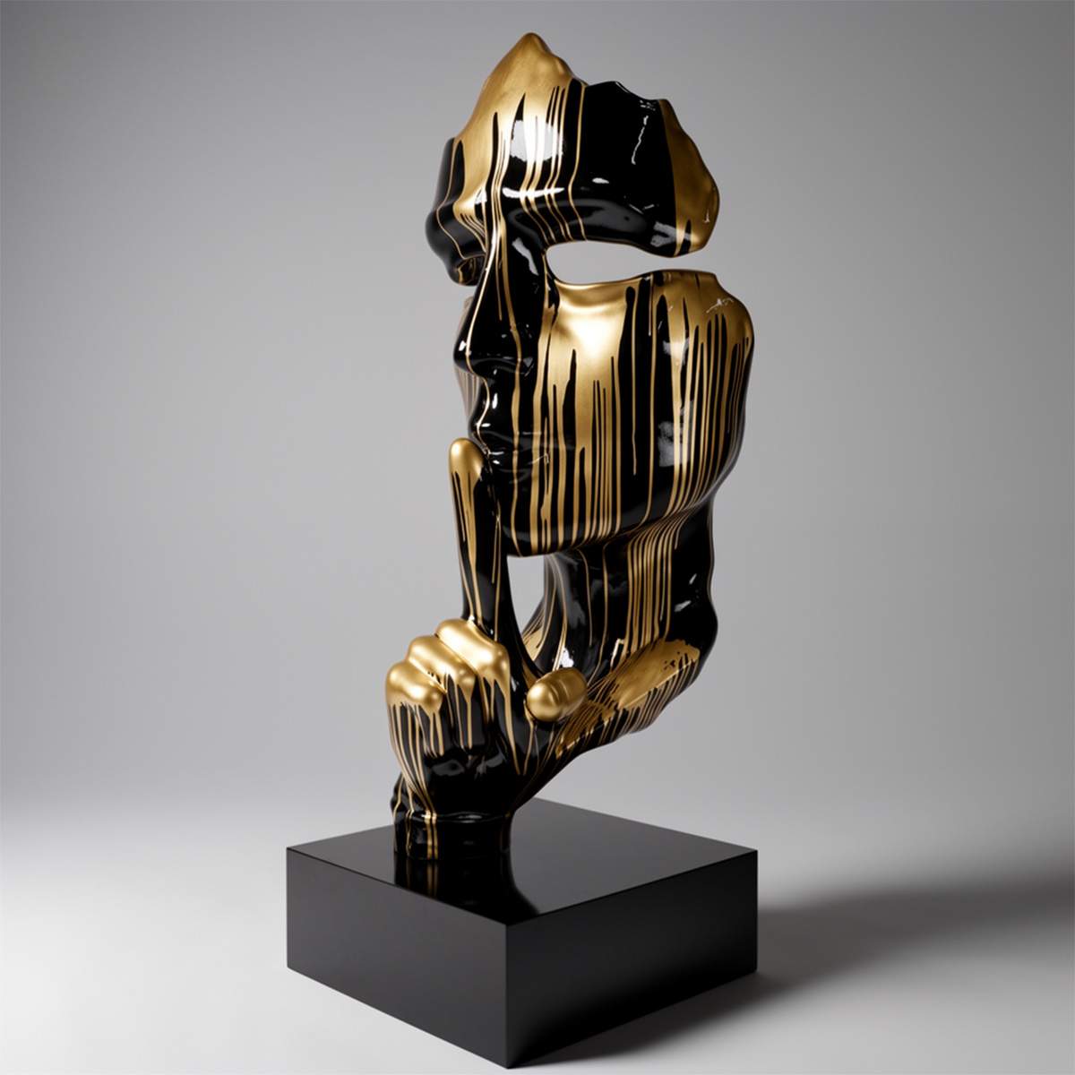 Große Maske auf Standfuß - Gold Trash – Bild 3