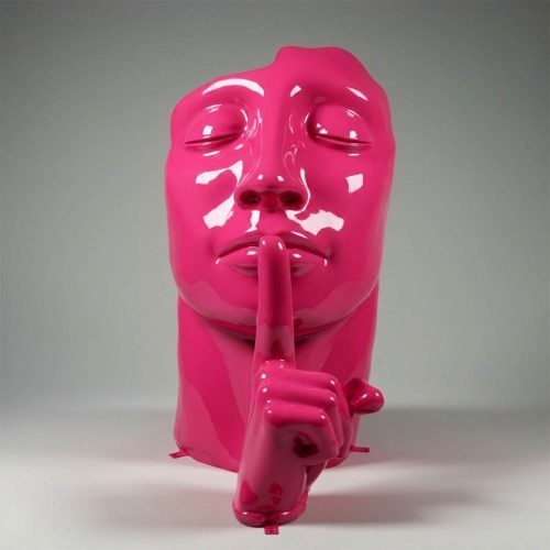 Rosa Maske „Finger auf den Lippen”