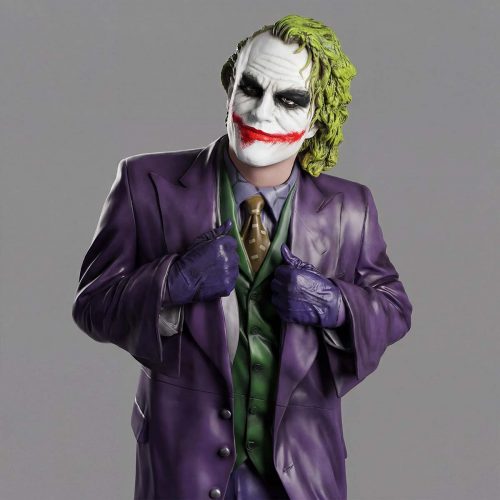 Figur Joker als Mann in lila Anzug, grüner Weste und weißer Clownmaske, Fiberglas Skulptur, realistischer Stil, Werbedekor