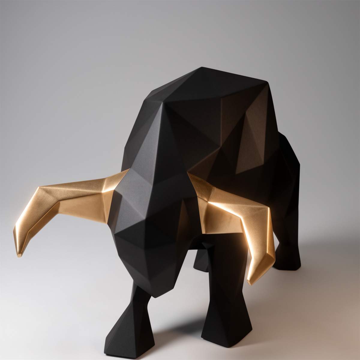 Große geometrische Stierfigur – Bild 2