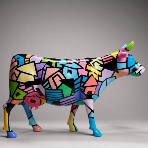 Artystycznie Malowana Figura Krowy - Geometryczna Abstrakcja