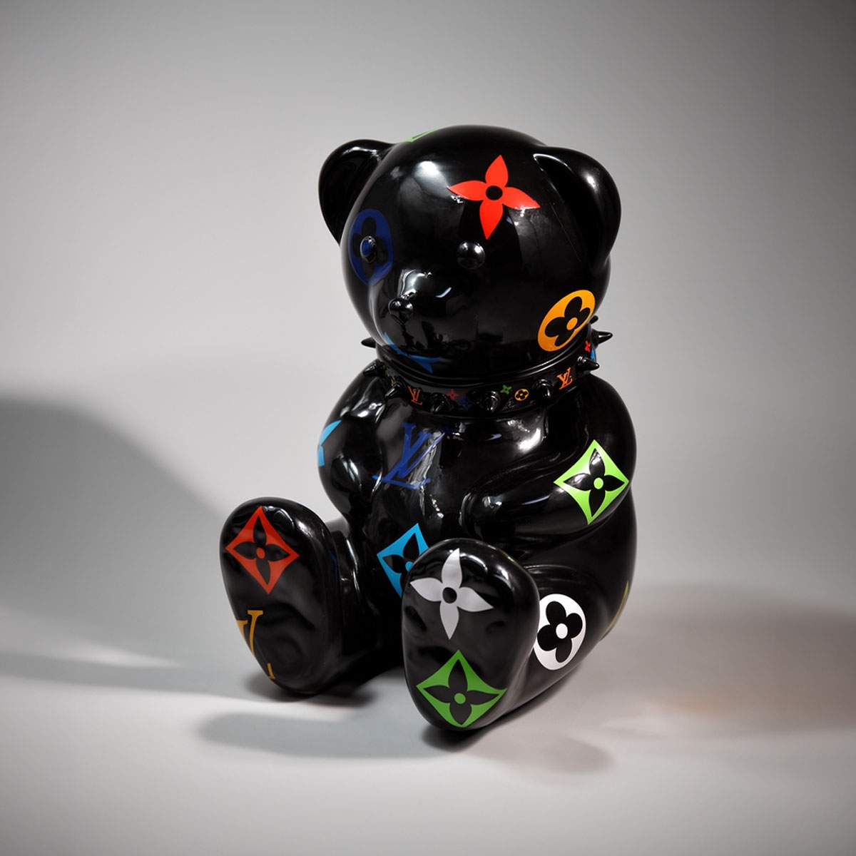 Artystyczna Figura Misia Siedzącego Louis Vuitton Black - tył