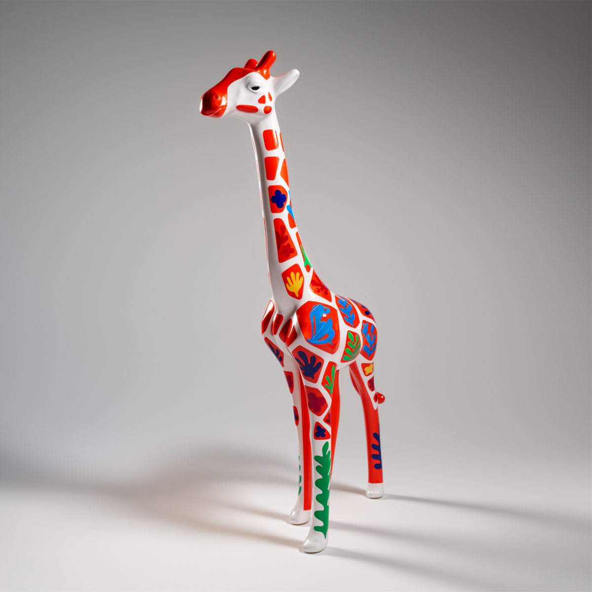 Große Dekorative Giraffenfigur im Matisse-Motiv