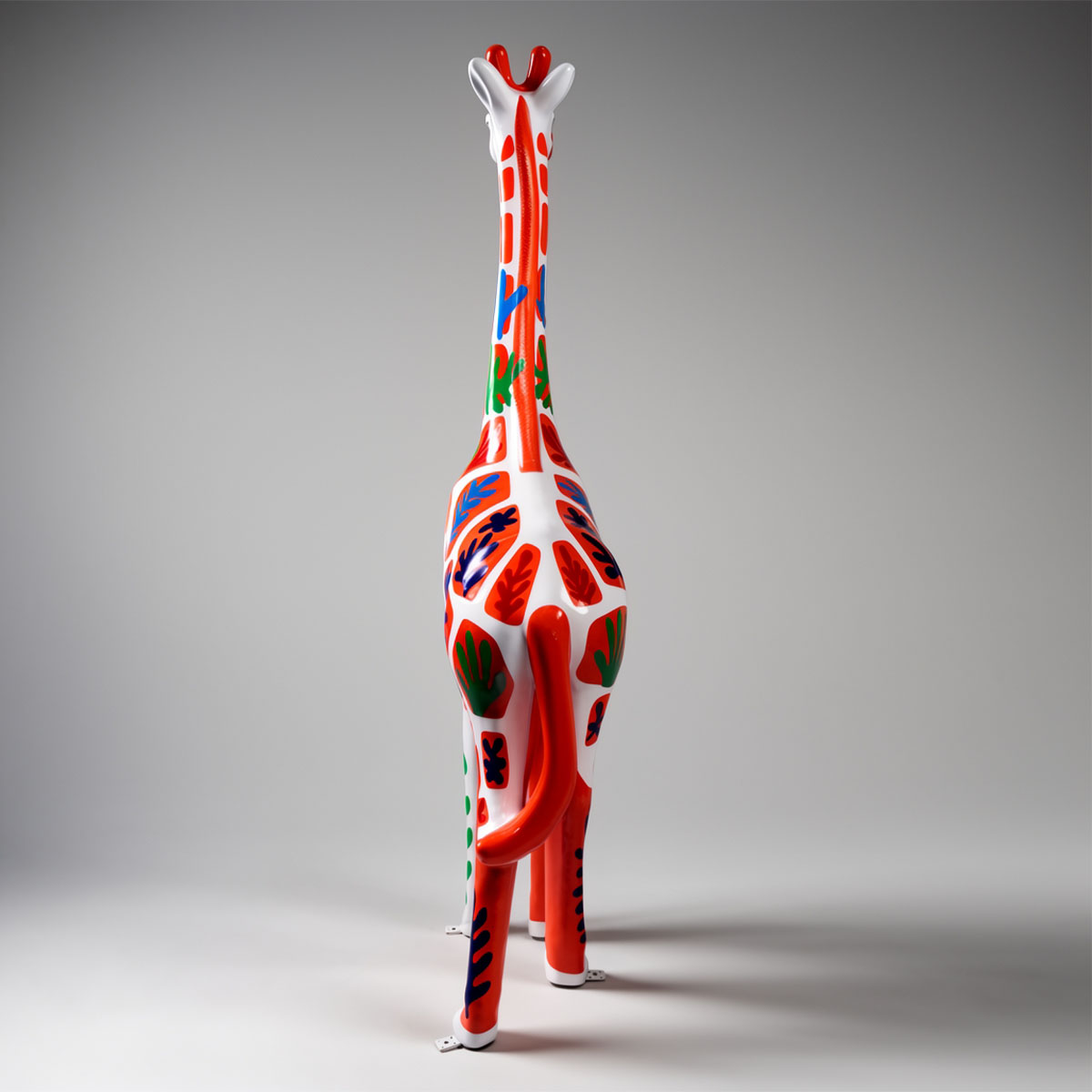 Große Dekorative Giraffenfigur im Matisse-Motiv – Bild 7